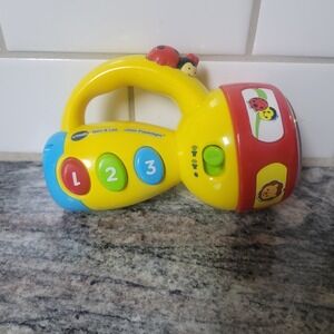 VTech Spin & Learn Color Flashlight Tested